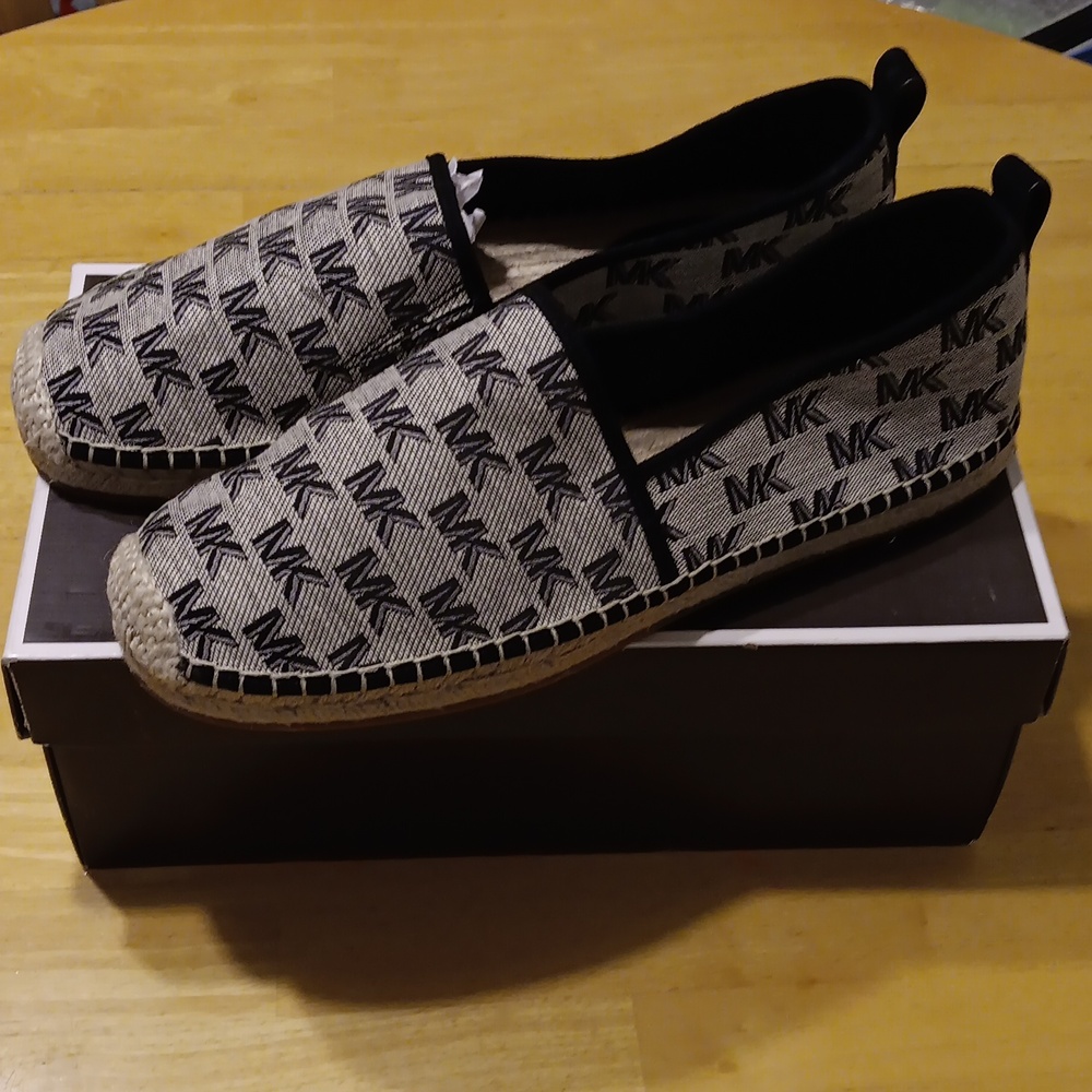 Michael Kors Owen Espadrille Men's 11.5 NWT SOLD OUT ONLINE - Picture 1 of 8